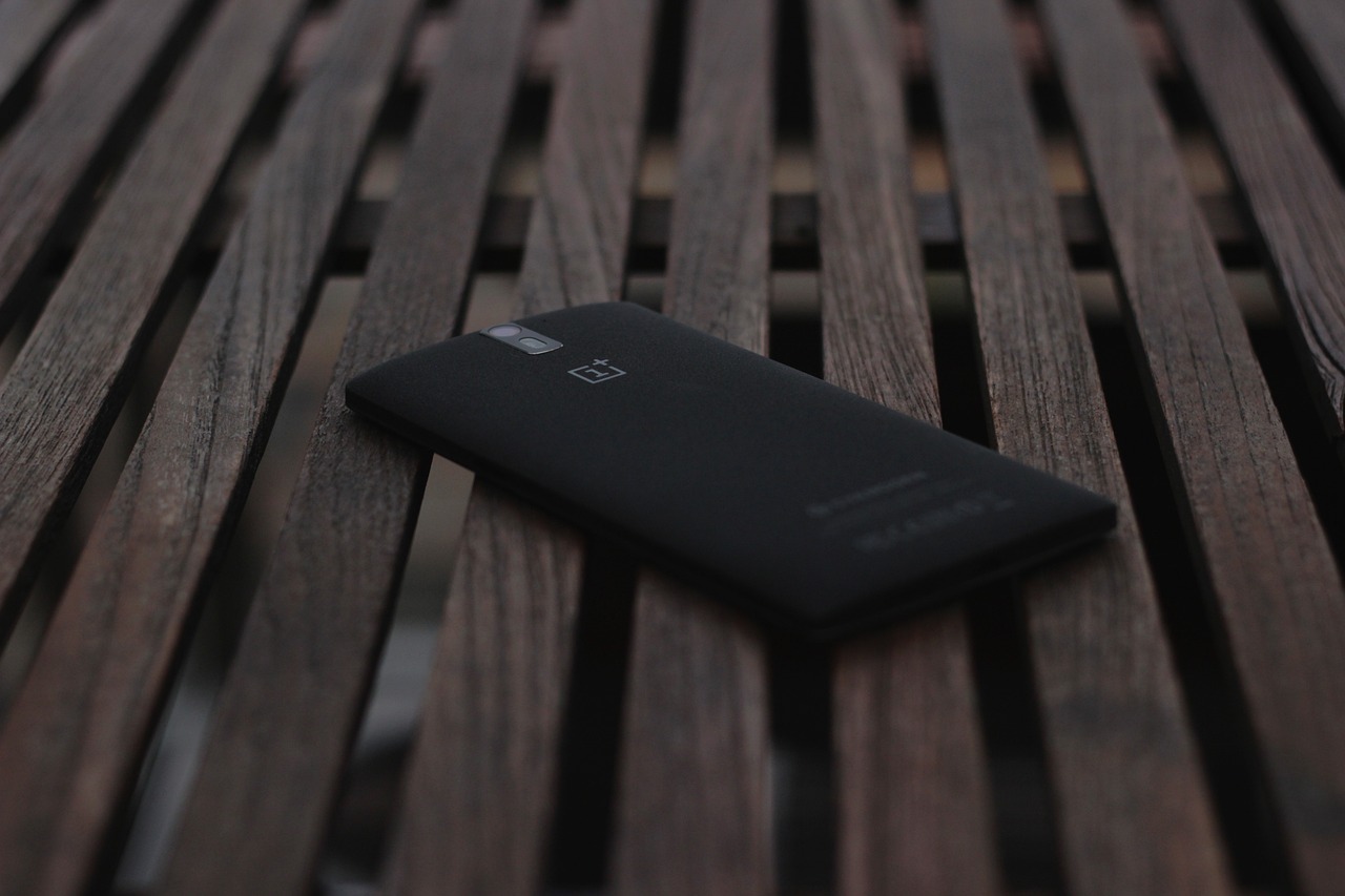 小米新款移動電源，重新定義移動電源標(biāo)桿，引領(lǐng)行業(yè)新潮流