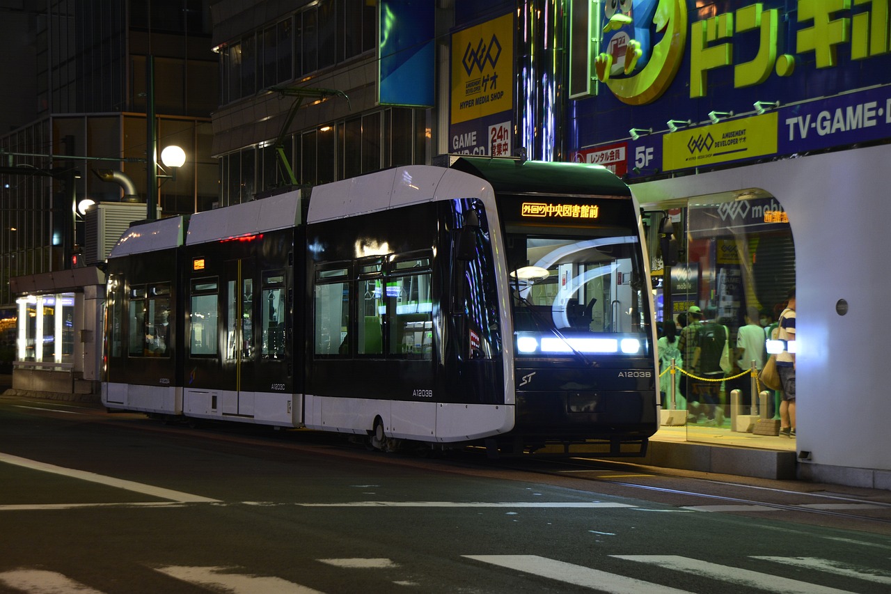 日本公交車與電影，流動(dòng)影像文化交織的軌跡